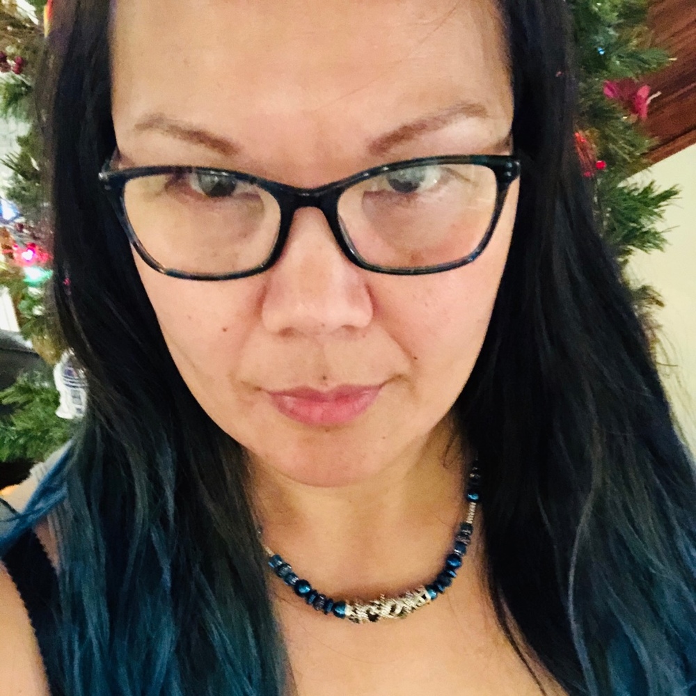 Meet your Posher, Posh